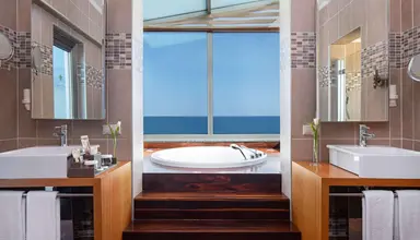 Rixos Sungate