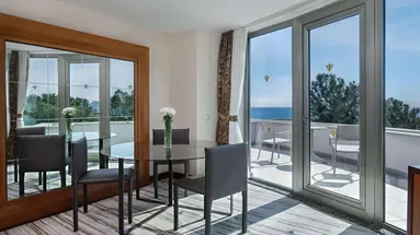 Rixos Sungate