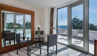 Rixos Sungate