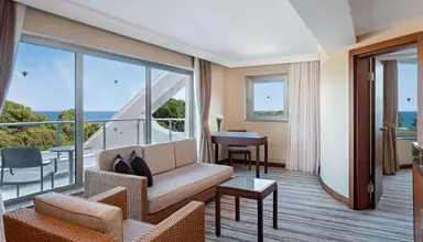Rixos Sungate