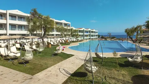 Hotel Robolla Beach