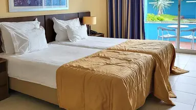 Roca Mar Royal Orchid