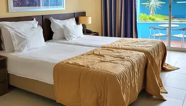 Roca Mar Royal Orchid