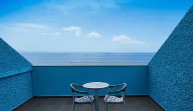 Roca Mar Royal Orchid