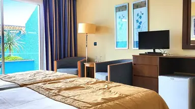 Roca Mar Royal Orchid