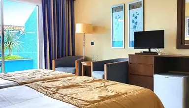 Roca Mar Royal Orchid