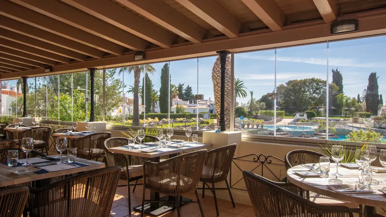 Rocha Brava Village Resort