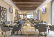 Roda Amwaj Suites