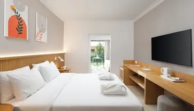 Roda Beach Resort & SPA