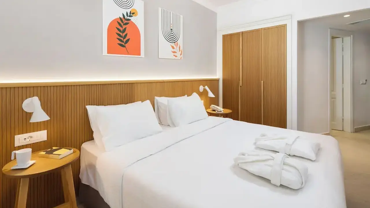 Roda Beach Resort & SPA