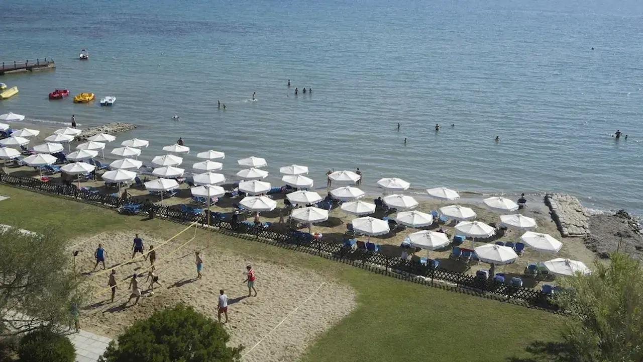 Roda Beach Resort & SPA