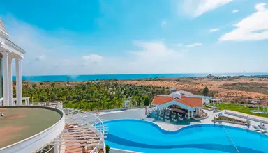 Roma Beach Resort