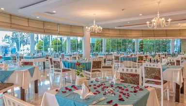 Roma Beach Resort