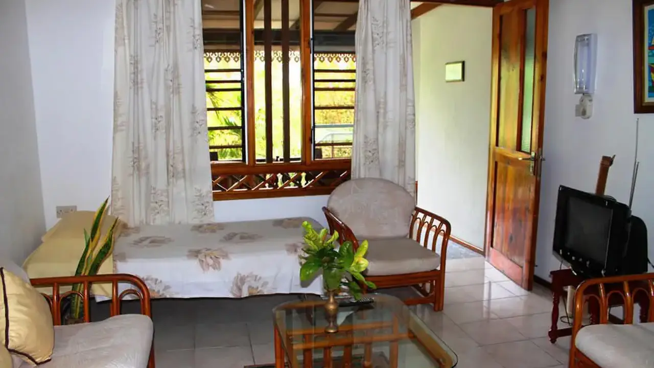 Romance Bungalow
