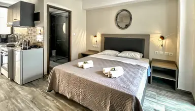 Romanias Apartments