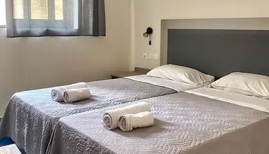 Romanias Apartments