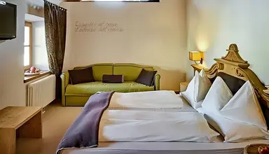 Romantic Excelsior
