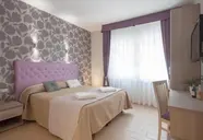 Rome King Suite