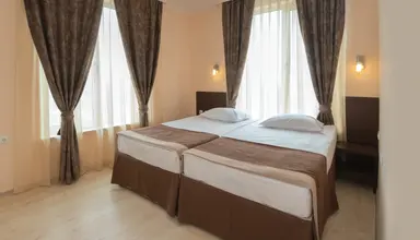 Rome Palace
