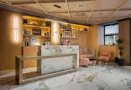 Room Mate Leo Granada