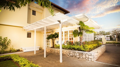 Rooms on the Beach
