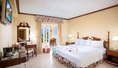 Rooms on the Beach