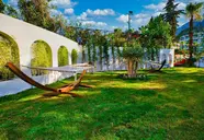 Rose Garden Premium