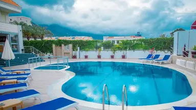 Rose (Kemer)