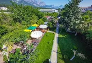 Rose Resort