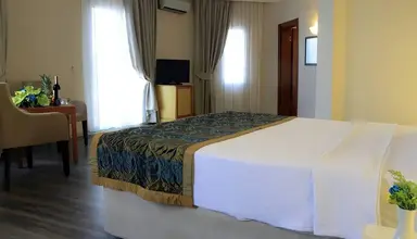 Roseira Beach Resort