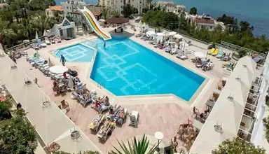 Roseira Beach Resort