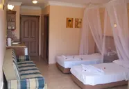 Rosy Suites