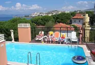 Rosy Suites