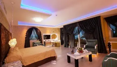 Rox Royal