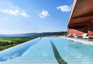 Roxanich Winery & Design
