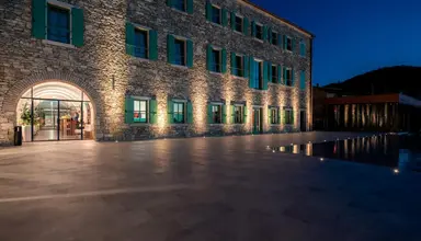 Roxanich Winery & Design