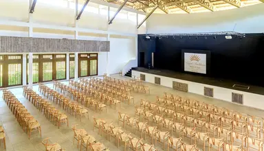 Royal Andilana Resort & Spa