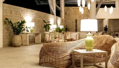 Royal Andilana Resort & Spa