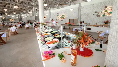 Royal Andilana Resort & Spa
