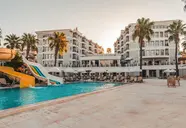 Royal Atlantis Beach