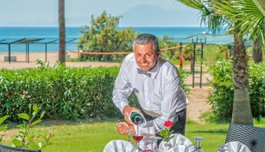 Royal Atlantis Beach