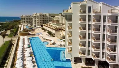Royal Atlantis Resort & Spa