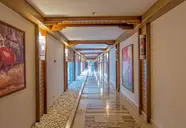 Royal Atlantis Resort & Spa