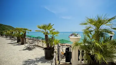 Royal Bay