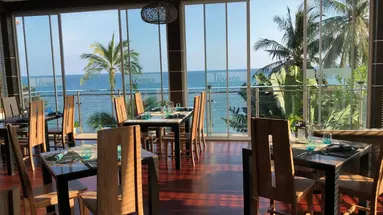 Royal Beach Boutique Resort