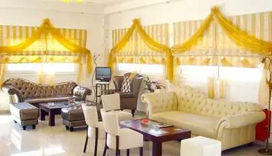 Royal Beach Resort