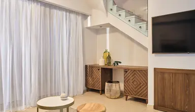 Royal Blue Resort & Spa