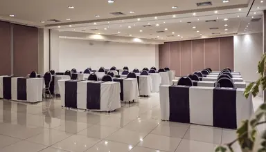 Royal Blue Resort & Spa