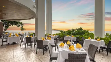 Royal Cliff Beach Terrace