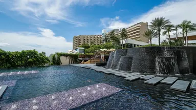 Royal Cliff Beach Terrace